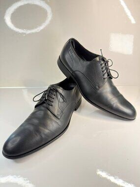 Hugo Boss Men’s Black Leather Derby Dress Shoes – Made in Italy – Size 9.5